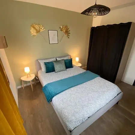 Appartement Au Coeur De Loupiac *
